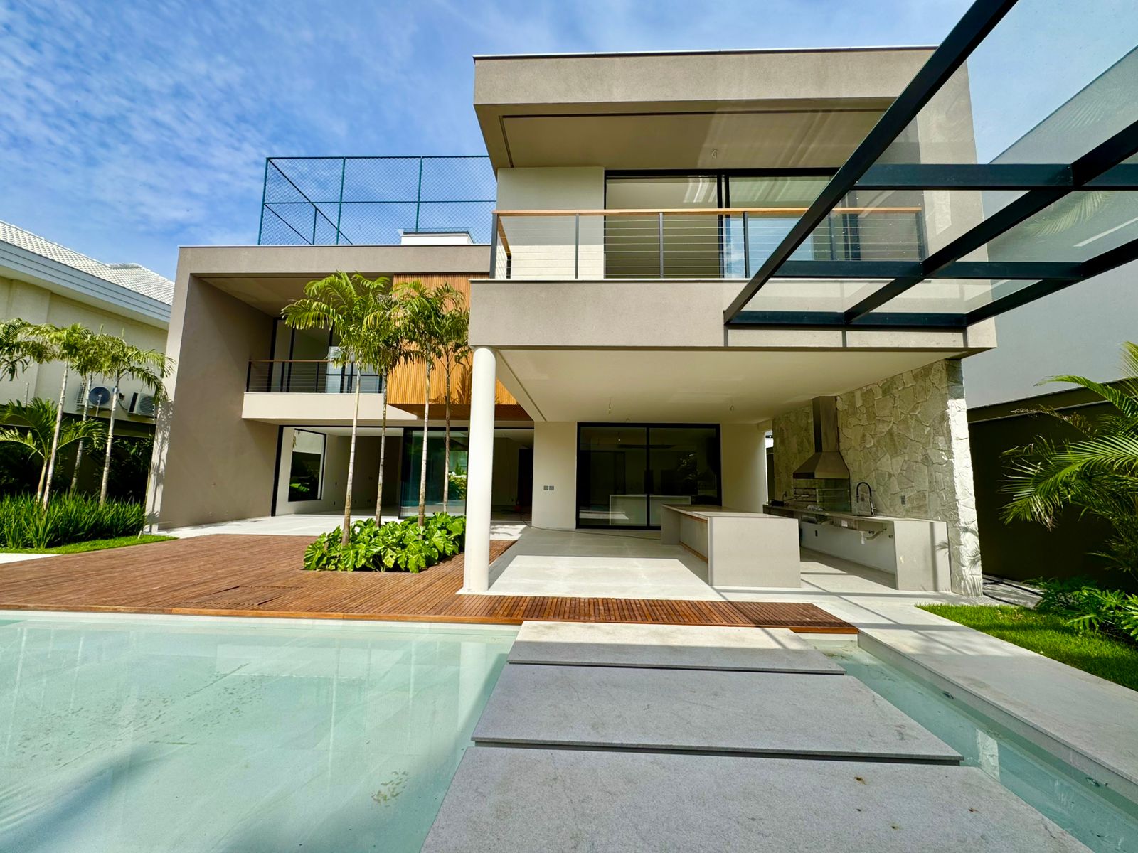 Seven Luxury Real State